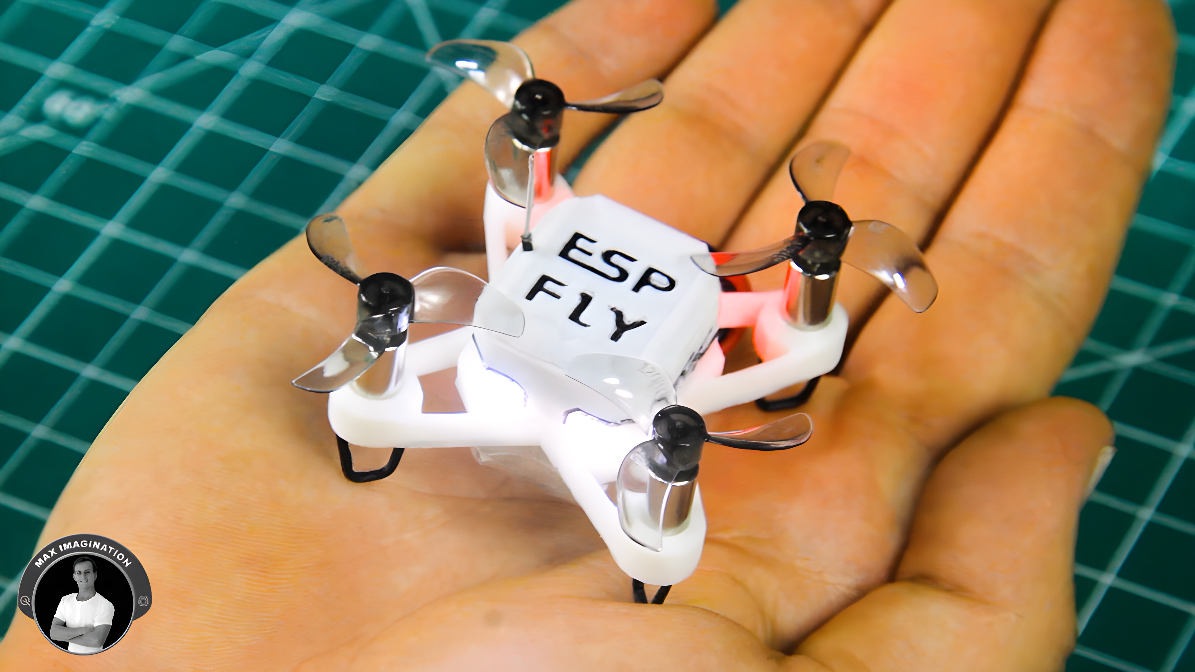 20250326210536_10--Installing-Propellers---Battery.jpg