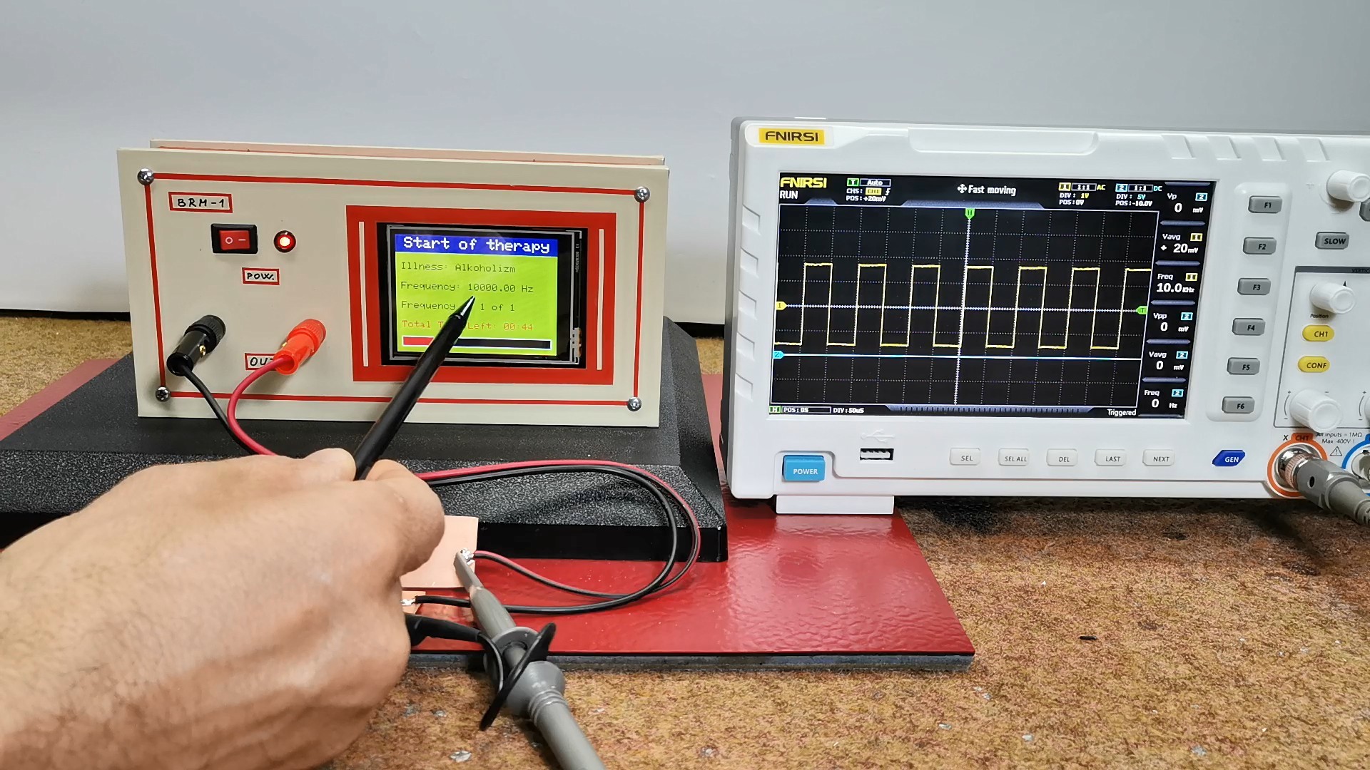 on-oscilloscope-20260925112959.jpg